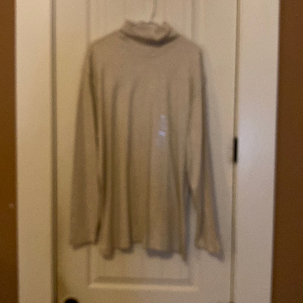 Men’s off white/ecru turtleneck, XXL, new with tags
